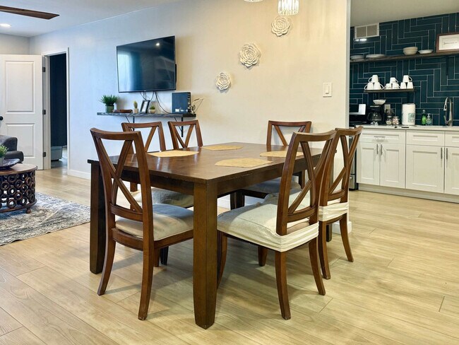 Photo - 215 Piedmont Ave NE Unit ID1299359P