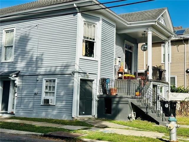 Building Photo - 2300 Jena St