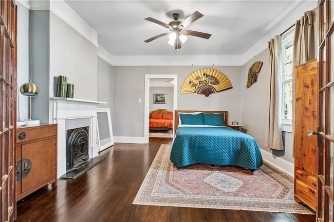 Photo - 915 Madison St