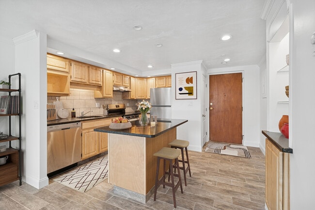 Building Photo - ReNew Weymouth