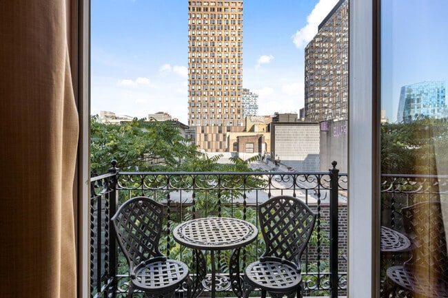 Photo - 100 Orchard St Unit ID1285733P