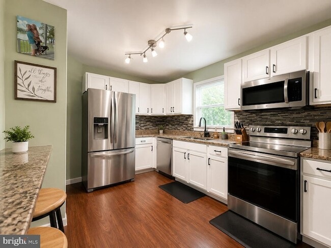 Photo - 13135 Haddock Rd