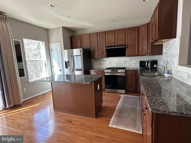 Photo - 525 S Twin Lakes Blvd