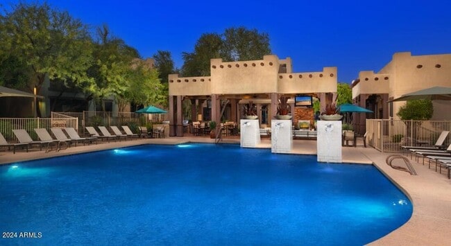 Building Photo - 34000 N 27th Dr Unit 1