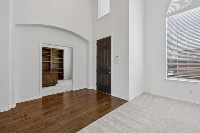 Photo - 11295 Apple Valley Dr