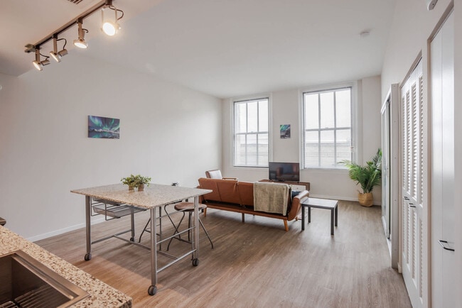 Photo - 9-JAN-JAN E 4th St Unit ID1222848P