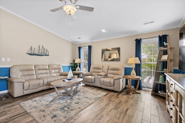 Photo - 30A Indian Oak Ln Unit FL1-ID1308939P