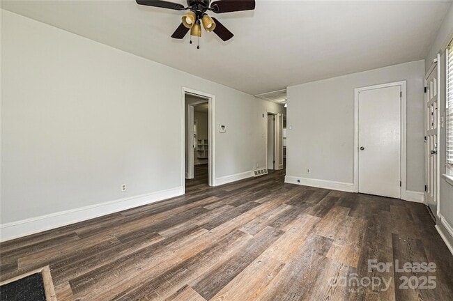 Photo - 2256 Kilborne Dr