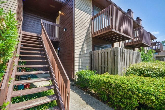 Photo - 12905 Woodforest Blvd Unit 608