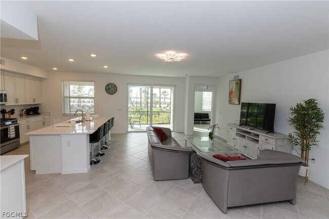 Photo - 16572 Kingwood Ln Unit 3611