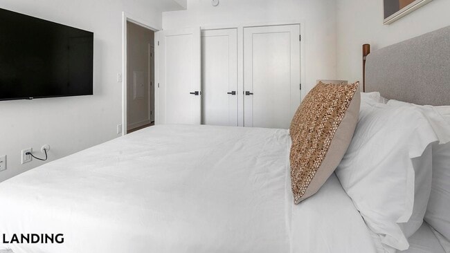 Photo - 632 Howard Rd SE Unit 1142