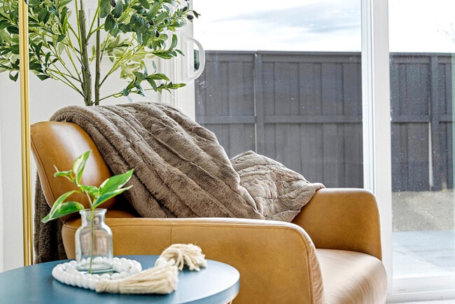 Photo - 2021 Maradona Dr Unit SI ID1228252P