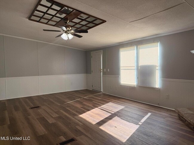 Photo - 103 Cedar Ridge Blvd