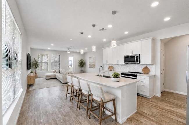 Building Photo - 4851 Indio Trl