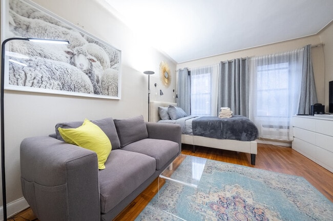 Photo - 328 E 74th St Unit ID1032017P