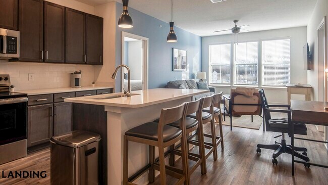 Photo - 4670 Merchants Park Cir Unit 01-409