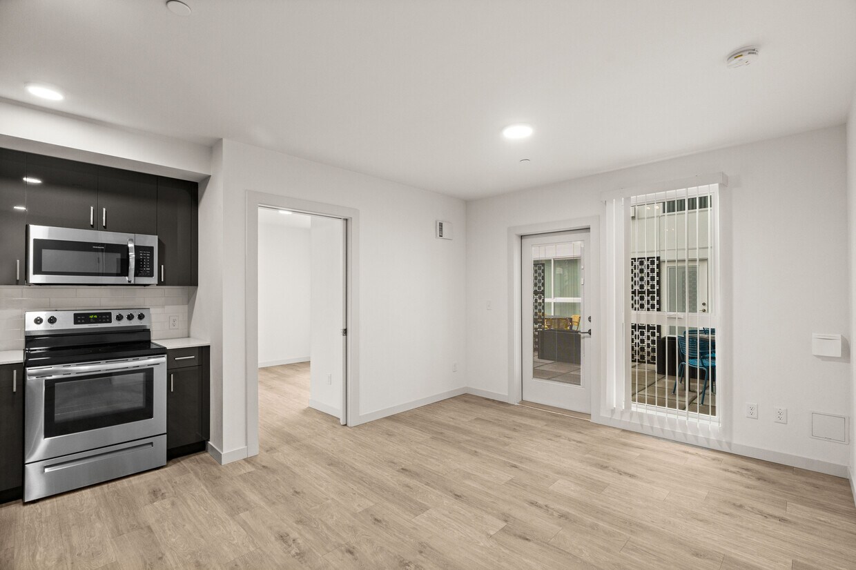 1 Bedroom Standard Entry - One  Bedroom Standard w/Patio