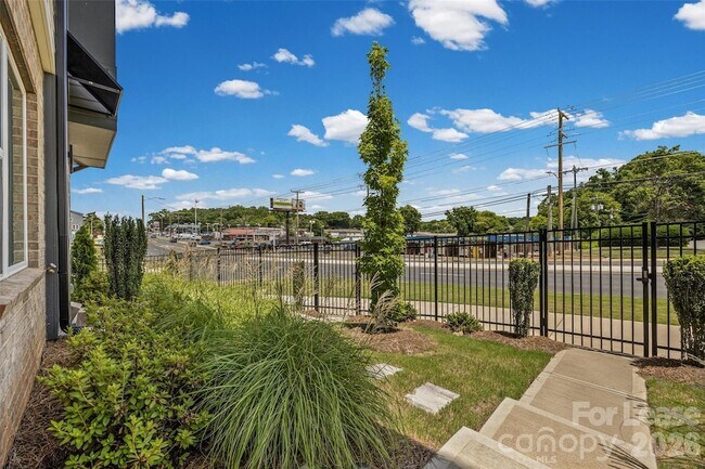 Photo - 5640 Kingspan Dr