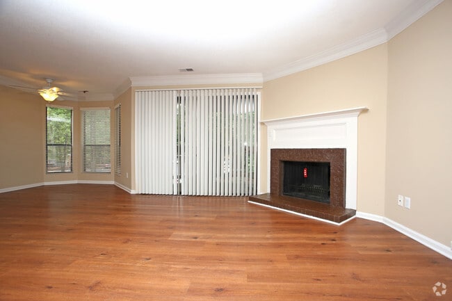 Photo - Ashbrook Apartments