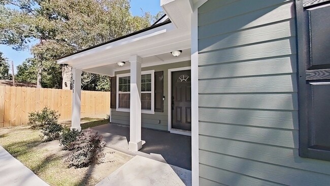 Photo - 211 Lucy St
