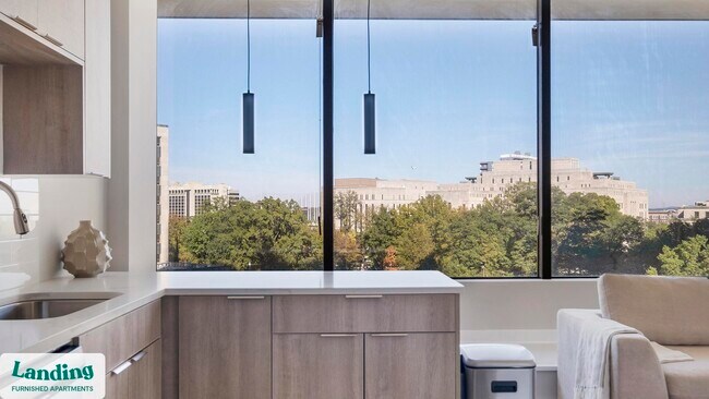 Photo - 600 19th St N Unit 607