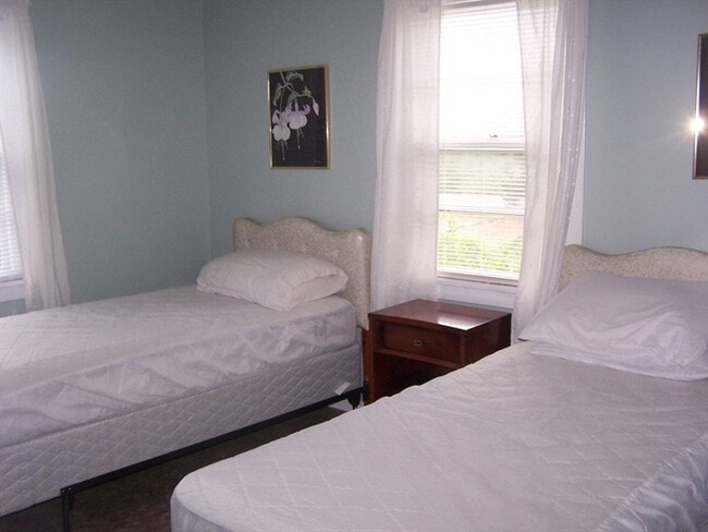 Photo - 334 Phillips Rd