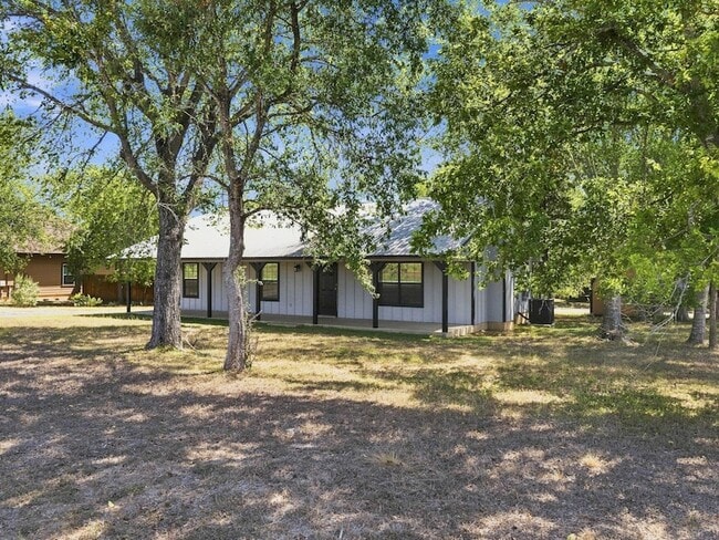 Photo - 1303 Lovers Ln