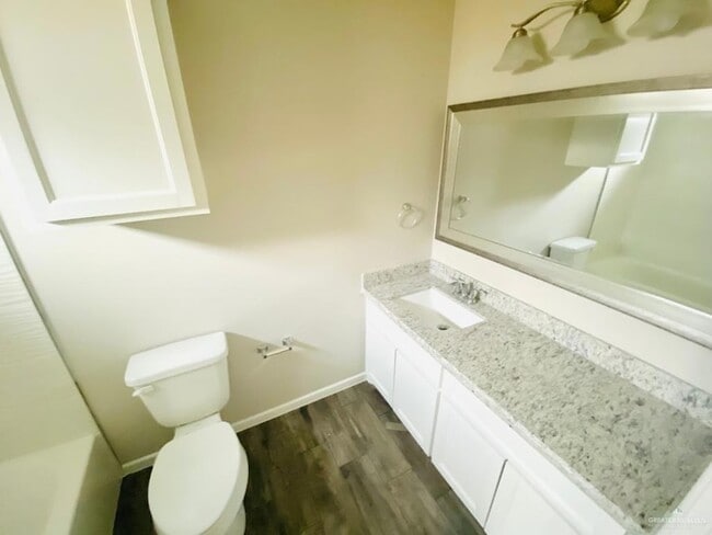 Photo - 801 W Sunset Valley St Unit 4