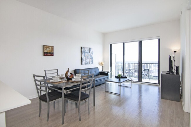 Building Photo - 2022 Holcombe Blvd Unit SI ID1359157P