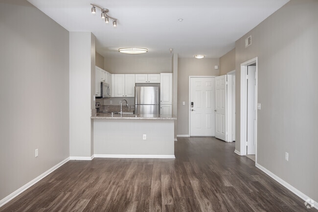 2BR, 2BA - 1,088SF - Kitchen/ Dining Room - Regents Court