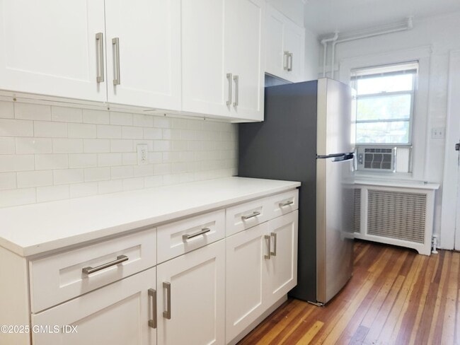 Photo - 15 Scofield St Unit 1F