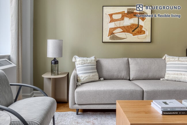 Photo - 180 Riverside Blvd Unit FL11-ID843