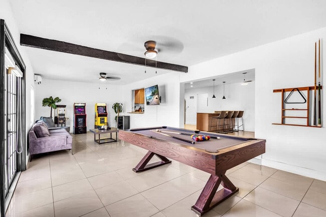 Photo - 18735 NE 18th Ave Unit ID1372362P