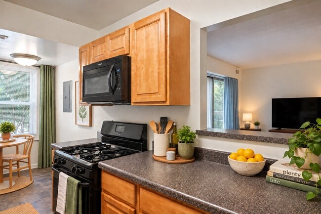 Photo - Cedar Gardens and Towers Apartments and Townhomes
