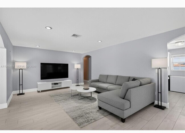 Photo - 217 SE 5th St