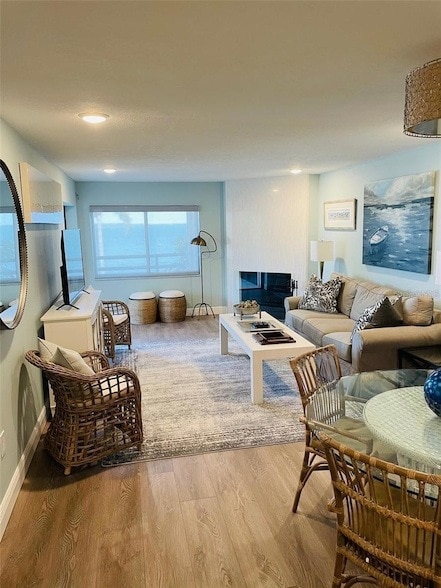 Photo - 113 1st St E Unit 103