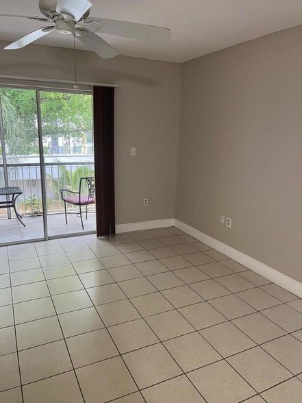 Photo - 11307 SW 200th St Unit 313B