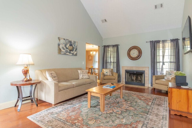 Building Photo - 4235 King Arthur Pl Unit SI ID1043511P