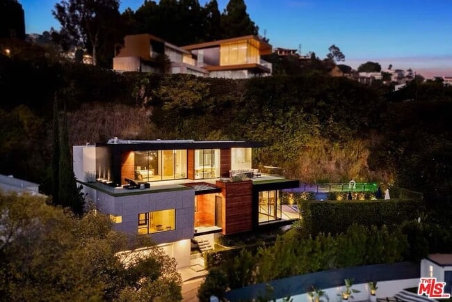 Photo - 1331 Belfast Dr