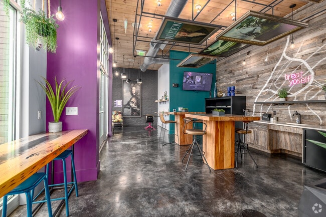 Leasing Center - Abberly NoDa Vista Apartment Homes