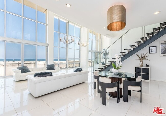 Photo - 5205 Ocean Front Walk