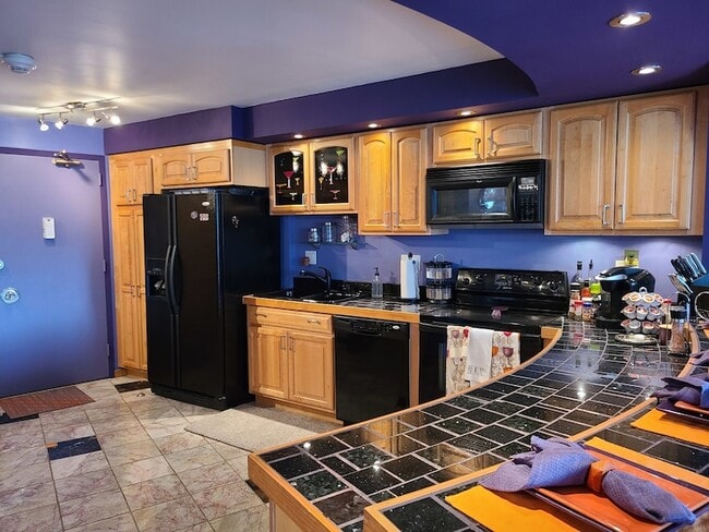 Photo - 300 N State St Unit 3911