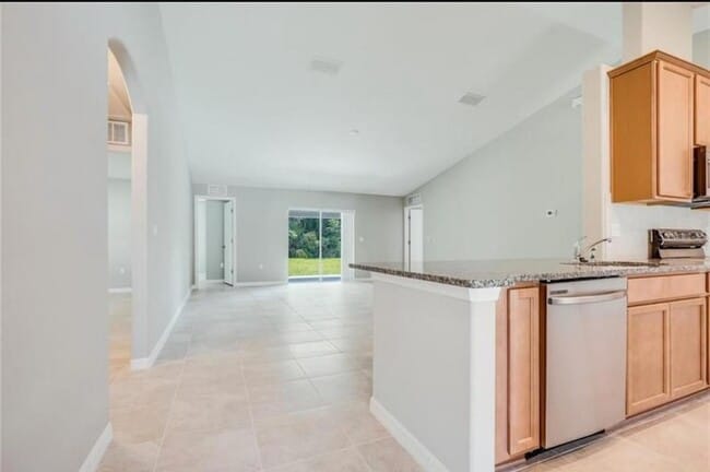 Photo - 12 Patton Pl