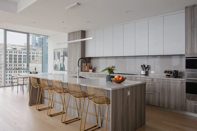 Photo - 60 E Randolph St Unit ID1029627P