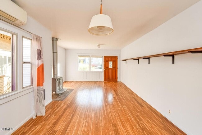 Photo - 5259 Aldama St