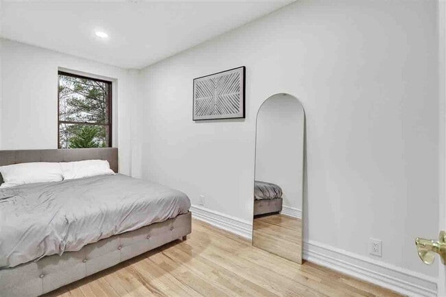 Photo - 1830 3rd Ave Unit ID1358386P