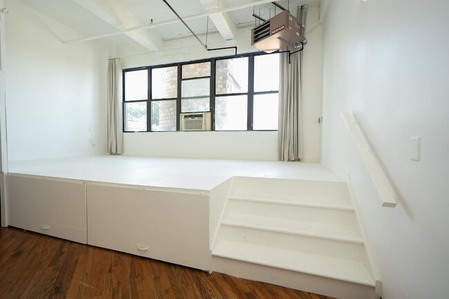 Photo - 2 Union St Unit 1O