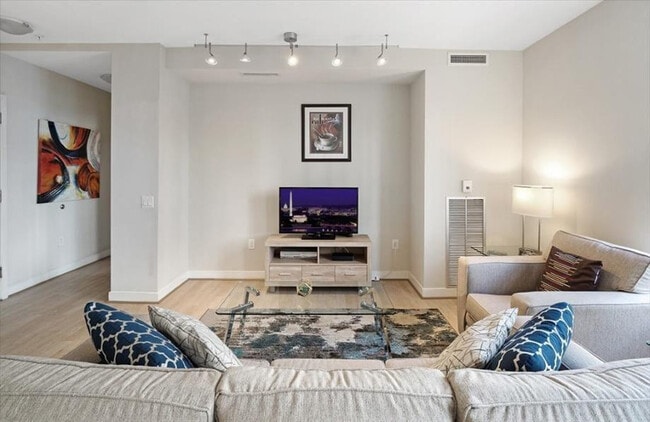 Photo - 1456 H St NW Unit SI ID1054446P