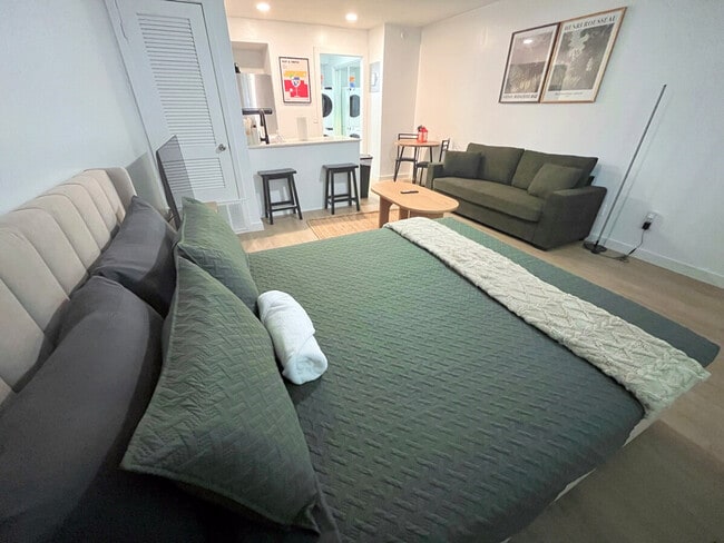 Photo - 6810 Lexington Rd Unit SI ID1497888P