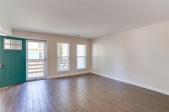 Photo - 3746 Pendleton Ave